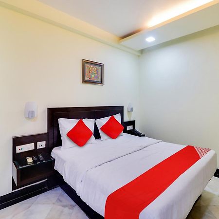Oyo Flagship Hotel Rudra Palace Agra  Exteriér fotografie
