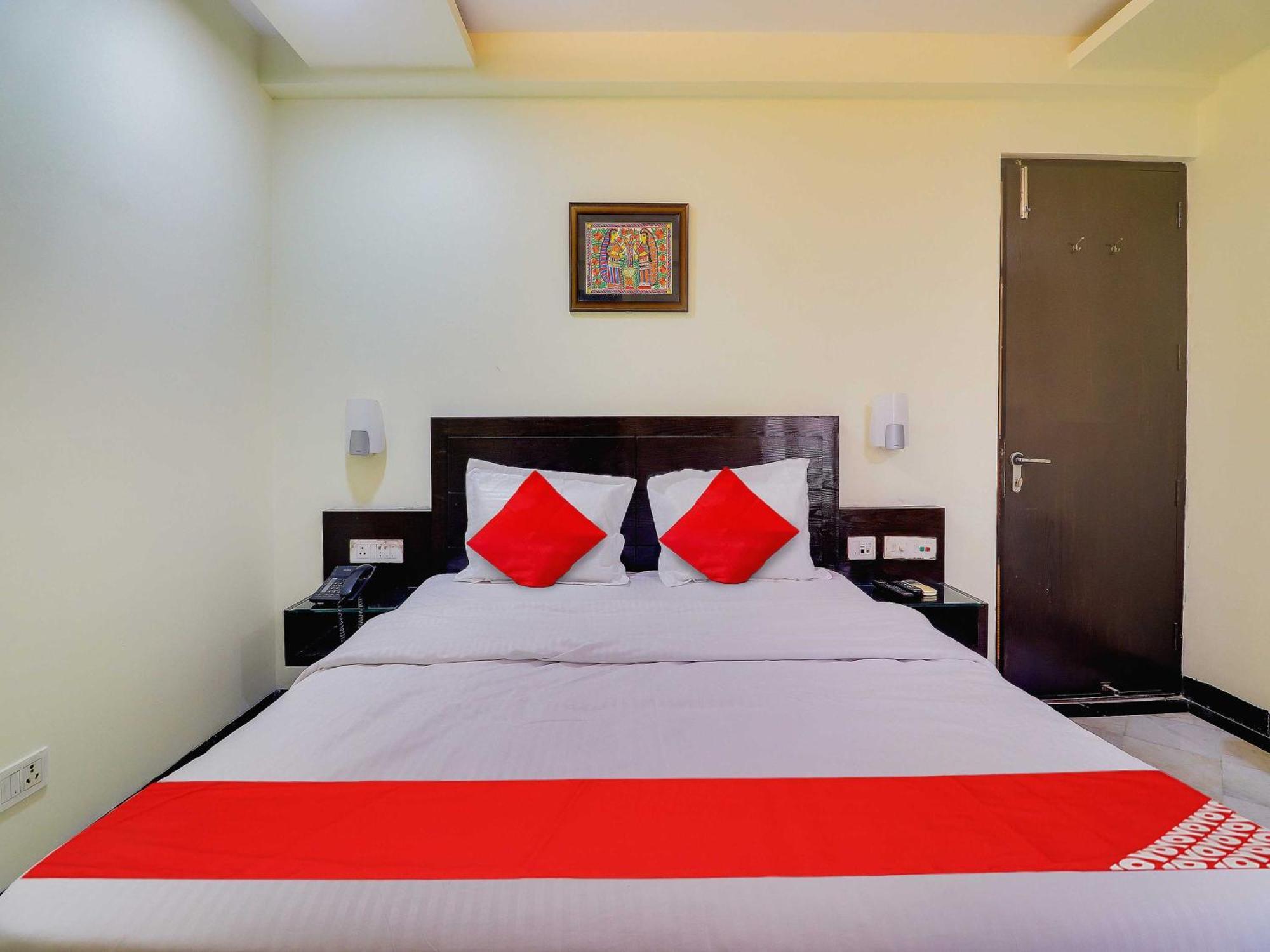 Oyo Flagship Hotel Rudra Palace Agra  Exteriér fotografie