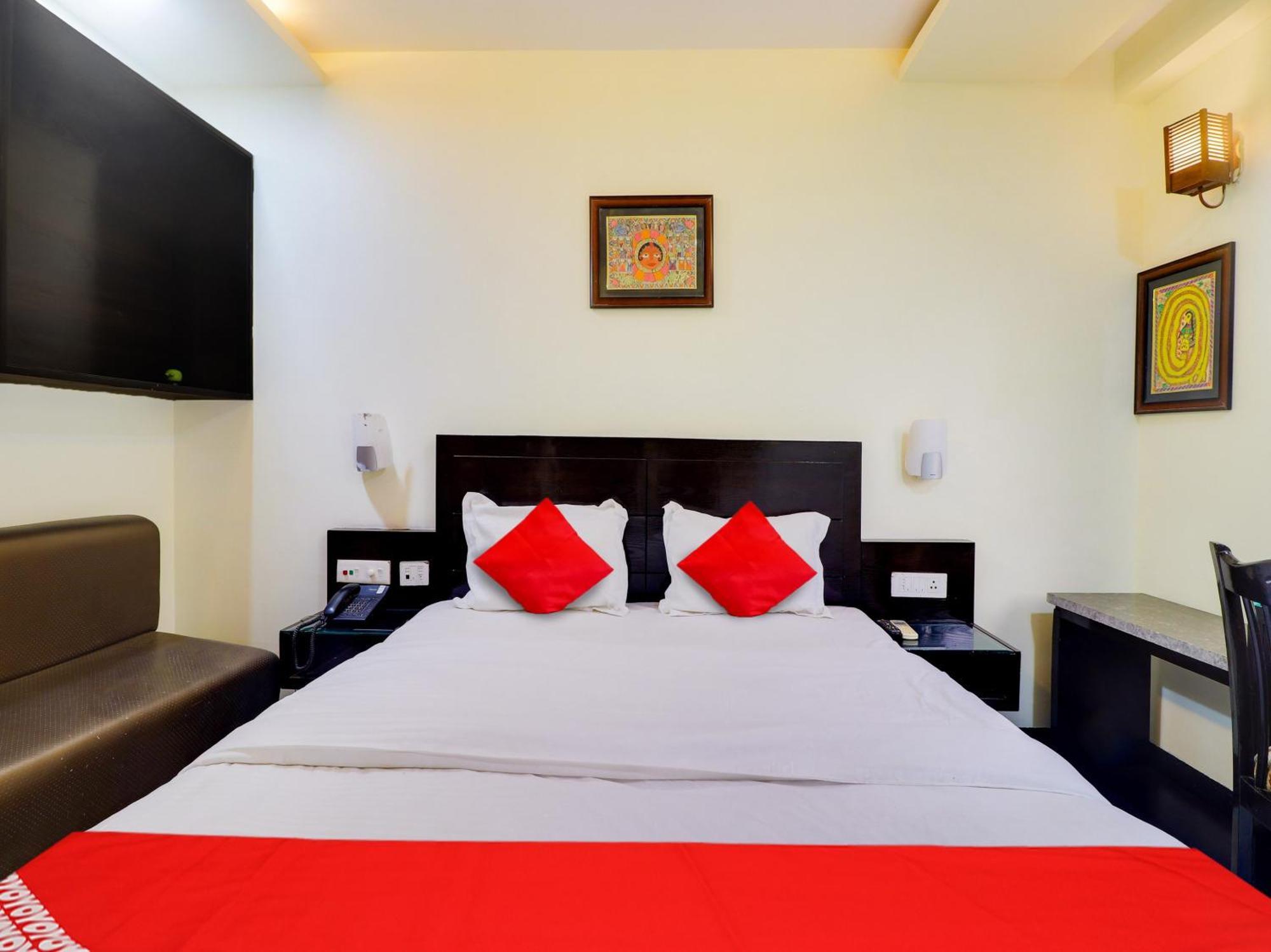 Oyo Flagship Hotel Rudra Palace Agra  Exteriér fotografie