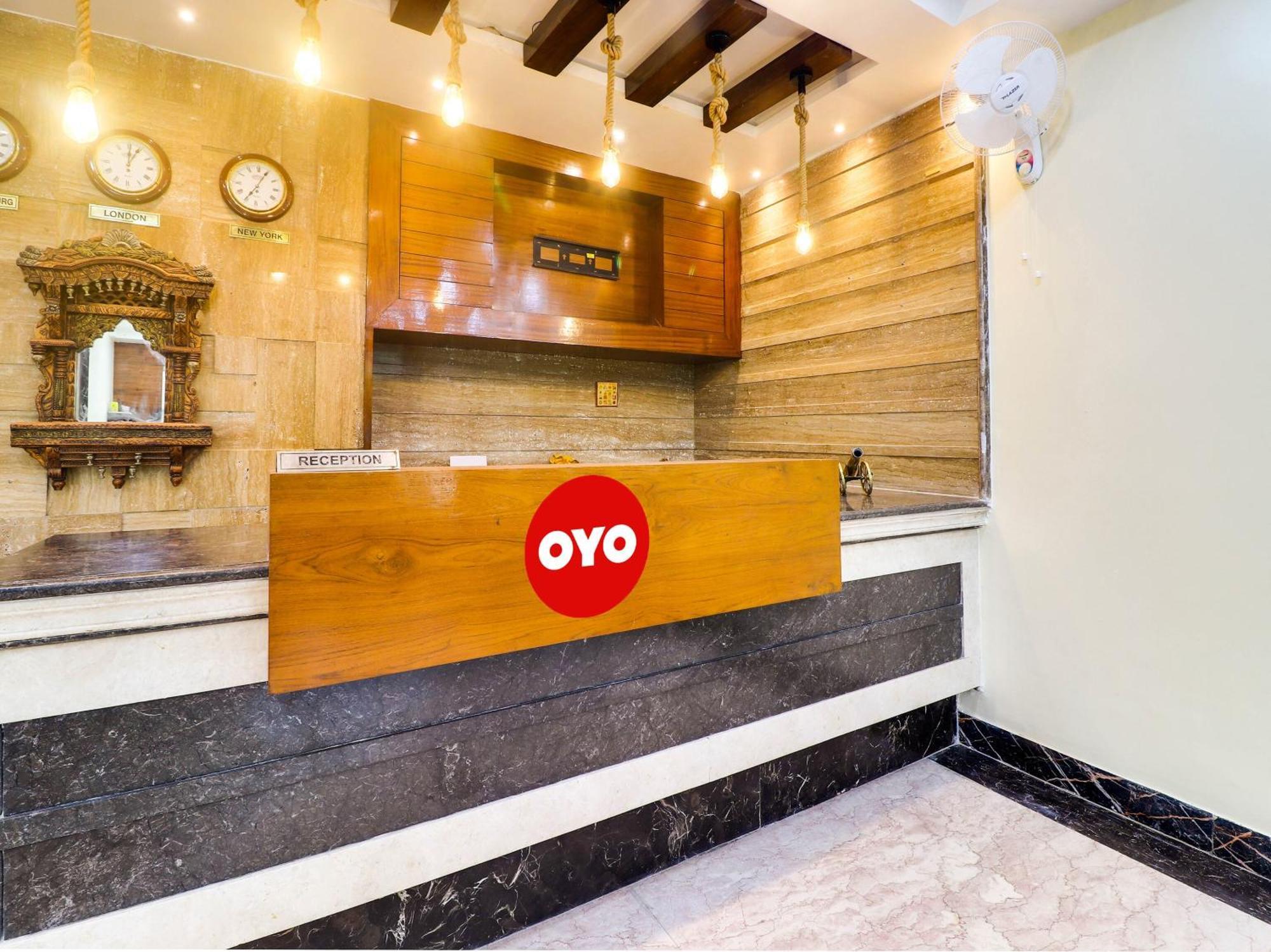 Oyo Flagship Hotel Rudra Palace Agra  Exteriér fotografie
