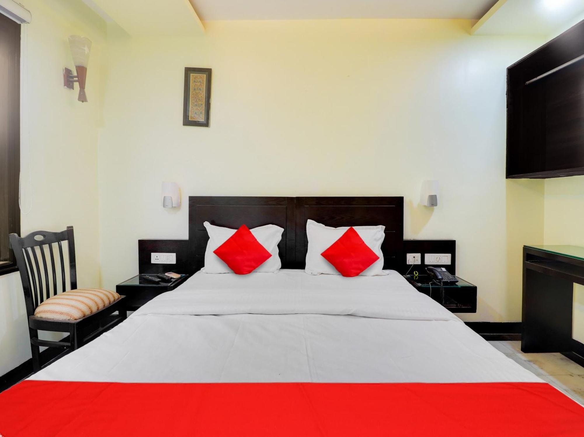 Oyo Flagship Hotel Rudra Palace Agra  Exteriér fotografie